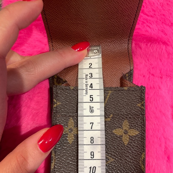 Louis Vitton Case for Classy Purse Organization - Picture 8 of 11